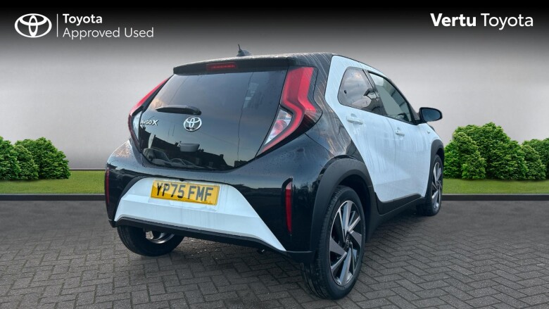 Toyota Aygo X 1.0 VVT-i Edge 5dr Petrol Hatchback